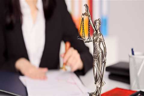 What is the highest paying type of attorney?