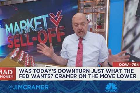 Cramer warns investors Powell won''''t go easy on stocks: ''''The Fed is not your friend''''