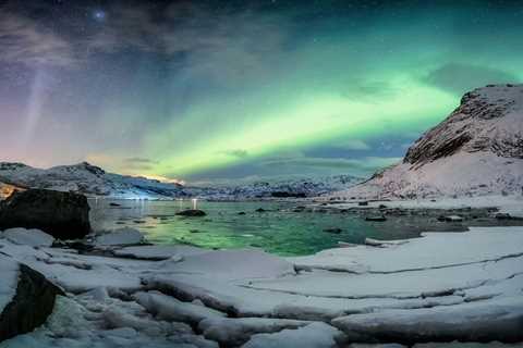 The Ultimate Guide to Planning a Honeymoon in Iceland