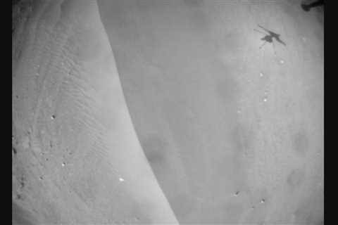 Mars helicopter Ingenuity soars over Perseverance rover tracks on 41st flight