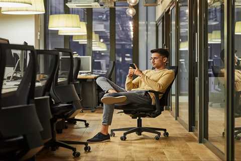 Employees Are 45 Minutes More Productive Each Week Thanks to This Divisive Work Environment