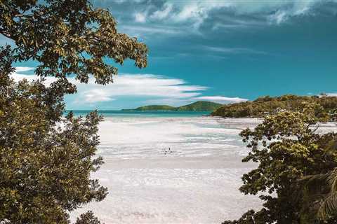 34 Affordable Honeymoon Destinations Not to Miss