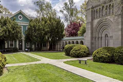 Exploring Popular Catholic Retreats in Columbus, Ohio