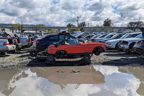 Junkyard Gem: 1976 MG Midget