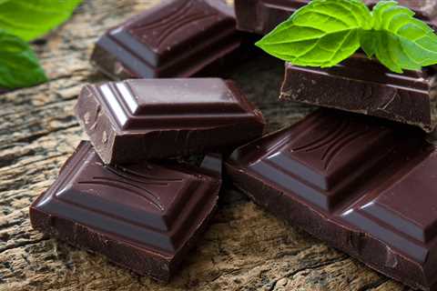 25 Most Popular Office Snacks – And How to Get Them Delivered