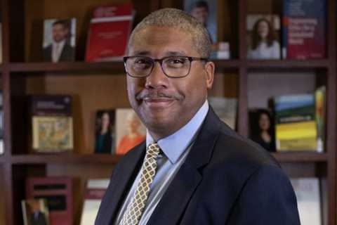 Law Professor Promoted to Dean of U of Illinois Law
