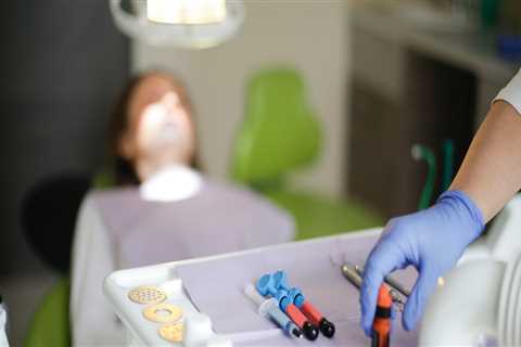 Navigating Dental Emergencies: How Haymarket, VA's Emergency Dentists Handle Oral Surgery