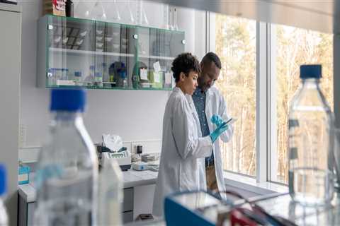 What is the Difference Between a Clinical Research Organization and a Contract Research..