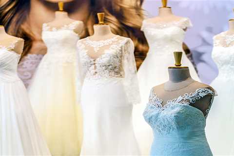 How Much Does a Wedding Dress Cost?