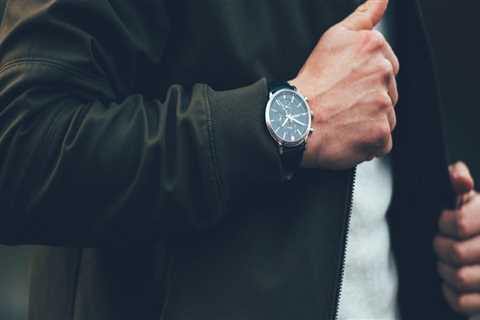 How do entrepreneurs structure their day?