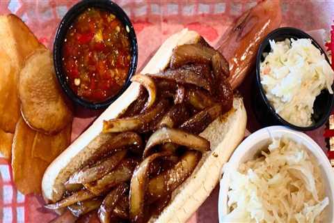 Does Lee County, FL Hot Dog Stand Offer Catering Services?