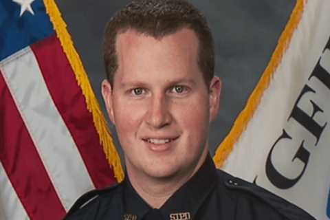 Ohio police officer among two people killed in crash