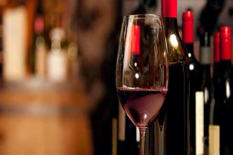 What is the Average Price Range for a Glass of Wine at a Wine Bar?