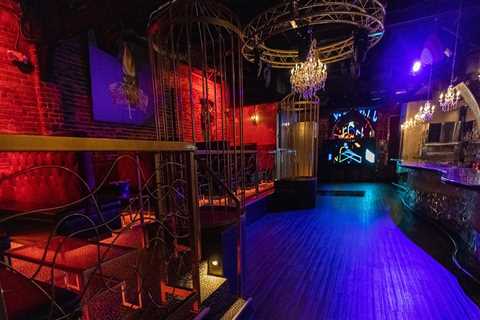 Exploring Tampa's Live Music Scene: A Guide to the City's Best Venues