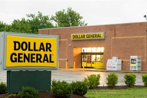 Dollar General set to open nearly 1K new stores despite profit, margin declines