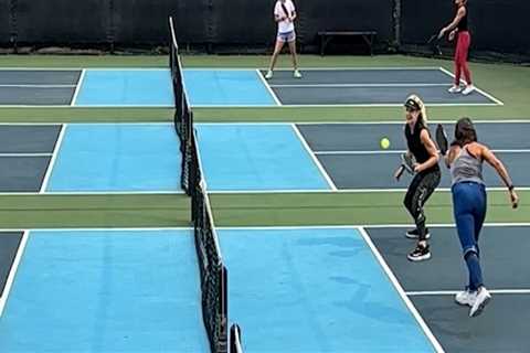 Do Tennis Centers in Orange County, California Offer Equipment Rentals?