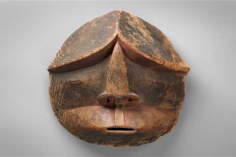 Is the Metropolitan Museum of Art Displaying Objects That Belong to Native American Tribes?