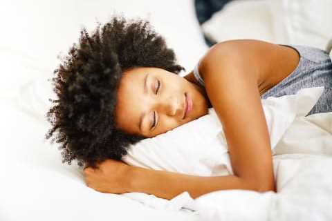 Women Are Up To 40% More Likely To Have A Sleep Disorder: 6 Signs To Look For