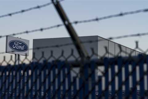UAW strike lost Ford 100,000 sales and cost $1.7 billion in lost profits