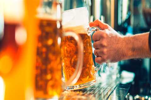Do Most Pubs in Blanchard, Oklahoma Have a Full Bar?