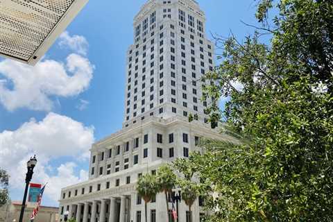 Ahead of Judge's Resignation, an Impending Problem She Says Lawyers Will Face