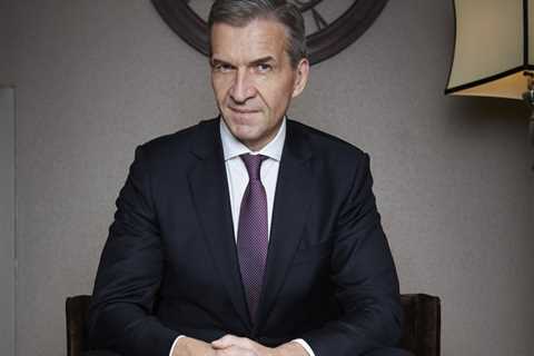 Shearman's Co-Managing Partner Leads Team Move to Linklaters in New York