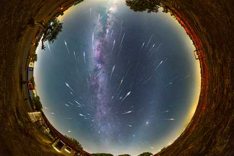 Watch the glow of the Milky Way and ghostly zodiacal light during the 2023 Perseid meteor shower..