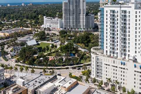 Unlocking the Potential of Small Businesses in Hollywood, FL