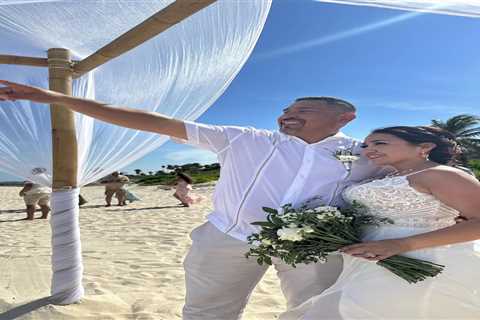 5 Reasons You Need ME for your Destination Wedding!