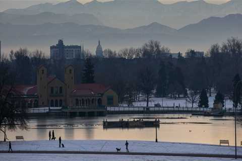 Denver, CO: A Growing City with a Diverse Population - An Expert's Perspective