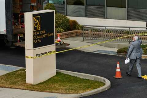 Banks Face a Growing Real Estate Crisis