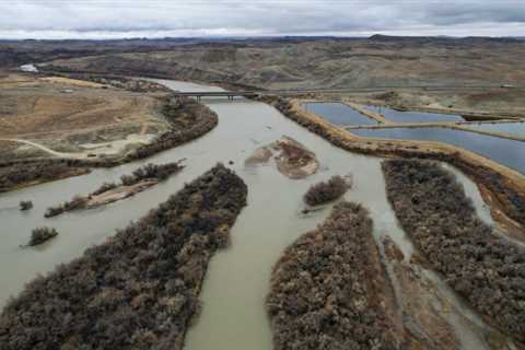 In rural Utah, alarm over plan to use precious Colorado River water to extract lithium