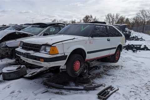 Junkyard Gem: 1982 Nissan Stanza XE 4-door hatchback
