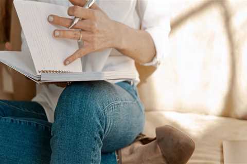 The Ultimate Guide to Attracting Customers as a Marketing Consultant