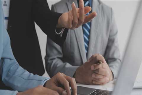The Role of Marketing Consultants in Creating and Optimizing Websites