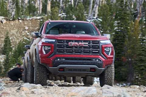 GM issues stop-sale order for 2024 Chevy Colorado, GMC Canyon pickups