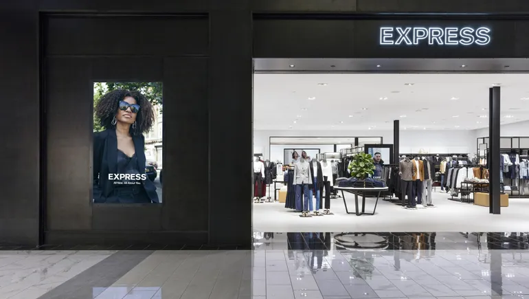 Express CEO acknowledges merchandising missteps