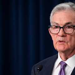 Fed Chair Powell Still Expects to Cut Rates This Year, but Not Yet