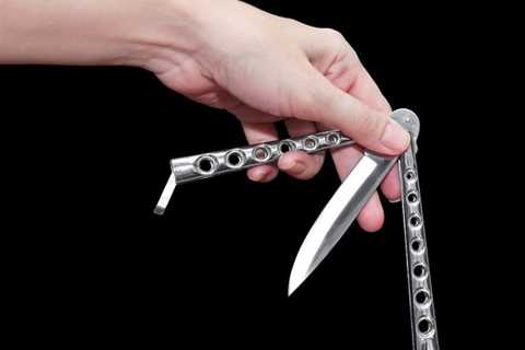 9th Circuit to Reconsider Whether Hawaii's Ban on 'Butterfly Knives' Violates 2nd Amendment