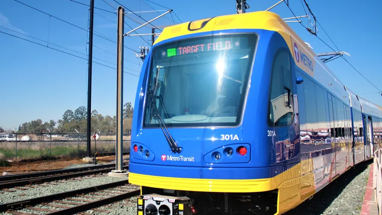 $2.7B Minneapolis Green Line advances