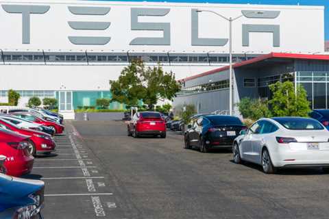 China-based Canadian stole Tesla secrets, say U.S. prosecutors