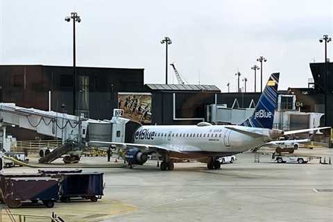 JetBlue Legal Chief's Pay Took Flight in 2023, Even as Challenges Grounded Airline's Stock