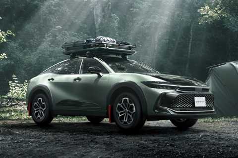 Special-edition Toyota Crown Landscape is ready to go off-roading