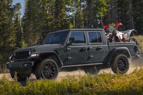Jeep celebrates eclipse day with 2024 Gladiator NightHawk