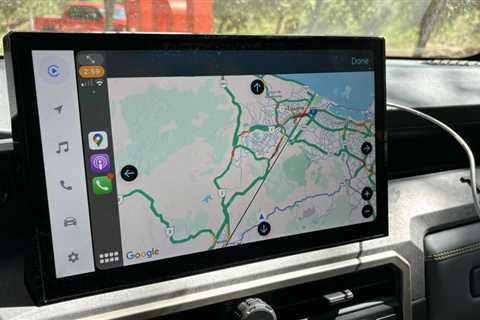Toyota adding Apple CarPlay escape, docked menu bank as OTA infotainment update