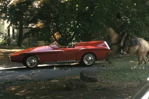 'Fallout' TV show's most interesting car hides in the background of episode 1