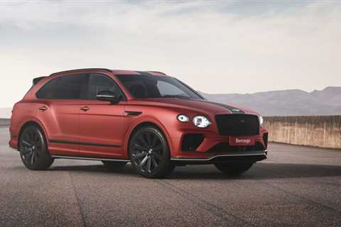 High-end Bentley Bentayga Apex adds weight-saving carbon goodies, plus nice pinstripes