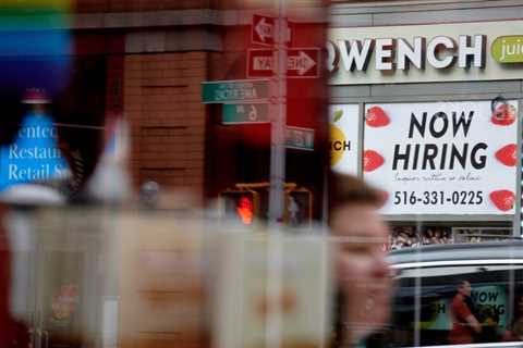 The Fed Is Eyeing the Job Market, but It’s Difficult to Read