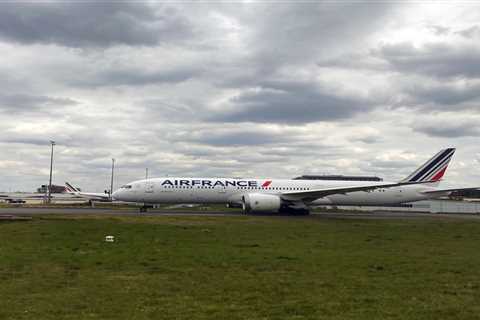A Boeing 787 full of passengers was stranded in Canada's deep north after a burning smell forced an ..