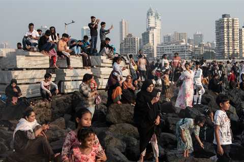 Wall Street Lands on India, Looking for Profits It Can’t Find in China
